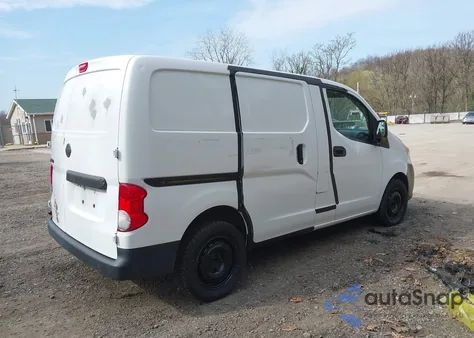 2015 Nissan Nv200 S from USA, damaged, VIN 3N6CM0KN8FK694719